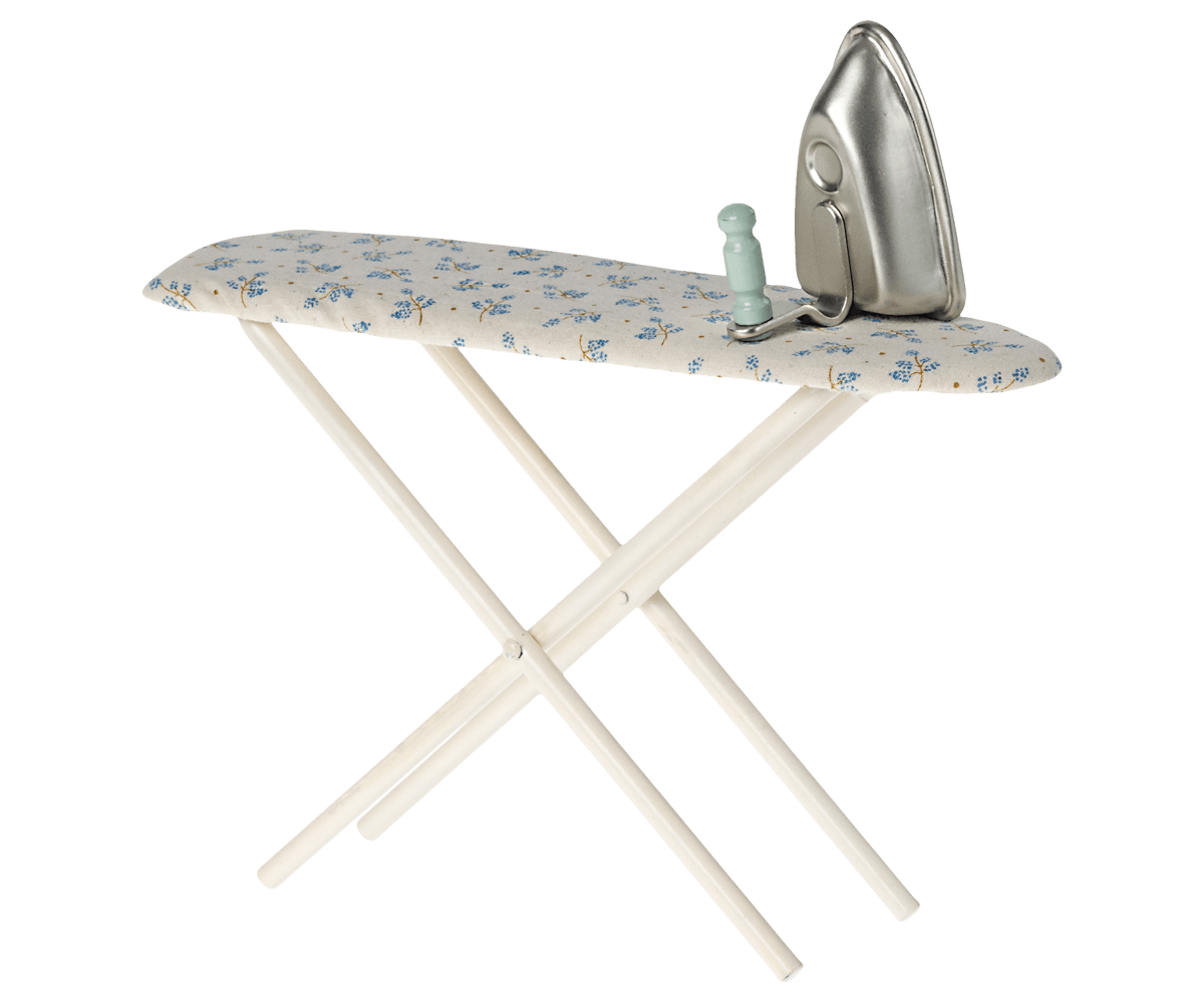 Miniature iron and ironing board - Maileg EU