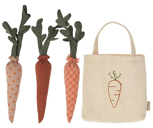 Carrots in shopping bag, Mini