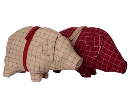 Pig, Medium - Red