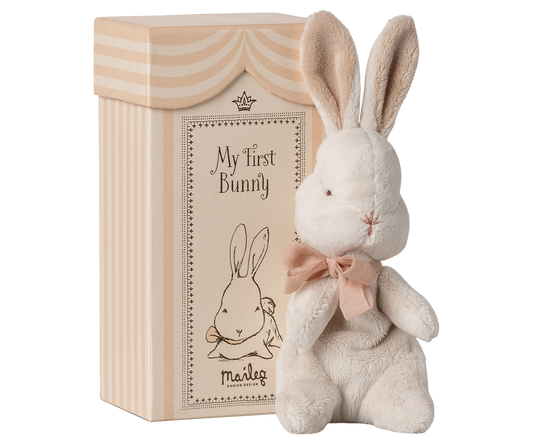 My first bunny - Powder