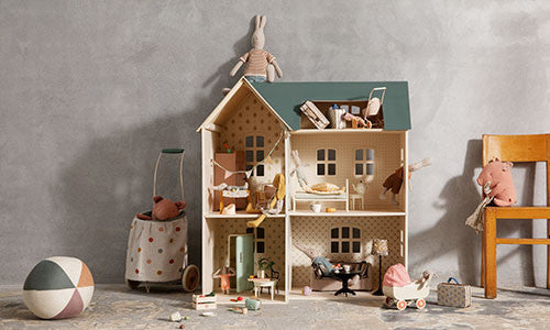 Maileg big sister in matchbox - pyjamas 2024 – Dilly Dally Kids Maileg マッチボックスのお兄ちゃんマウス2018AW