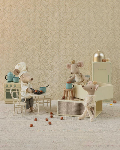 What Are the Mice Up To?